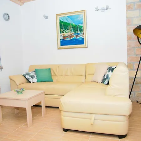 Holiday Niva Ferienhaus