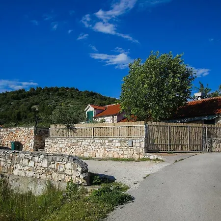Holiday Niva Ferienhaus Marina